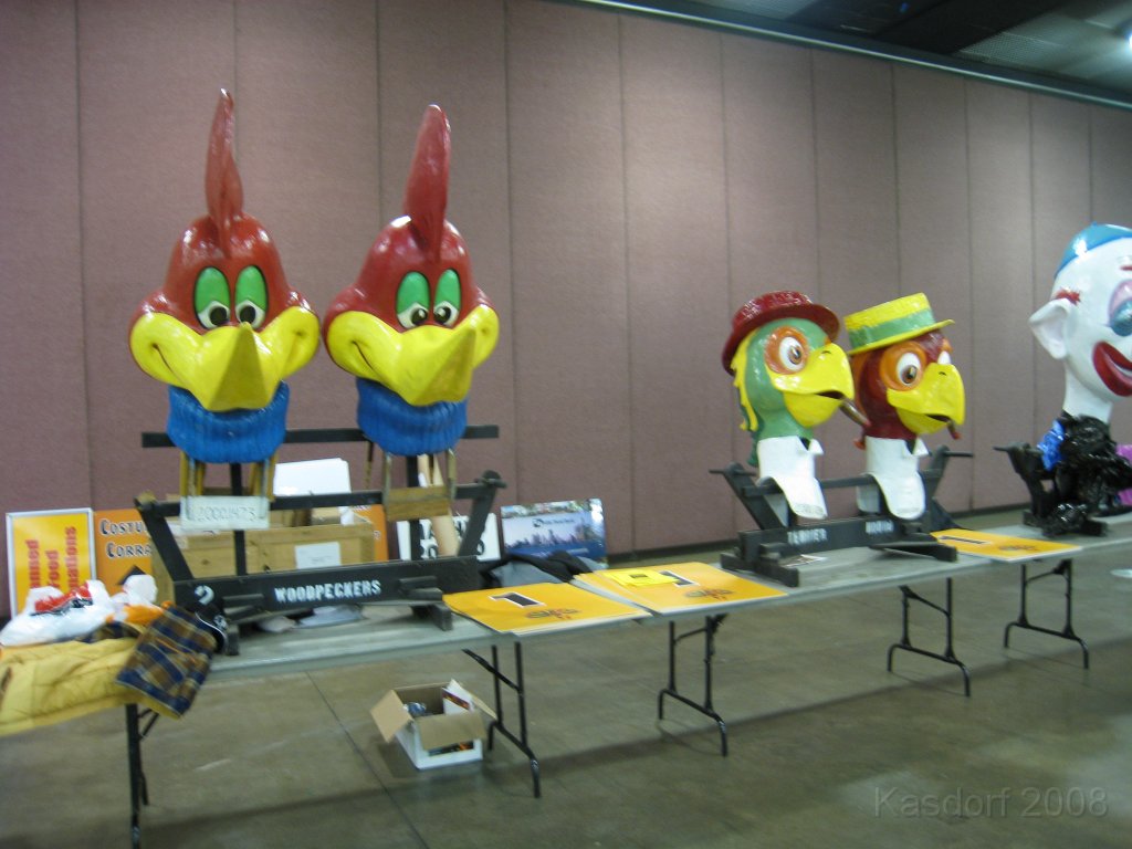 Detroit Turkey Trot 2008 10K 0030.jpg - I went downtown Detroit to pick up my bib and shirt the day before, it was pretty quiet then, so I wandered around and took a few photos of some of the stuff they had on display.
